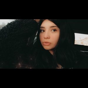 Meet your Posher, Alissa